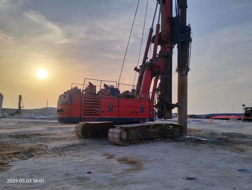 Casagrande C800P piling rig at sunset